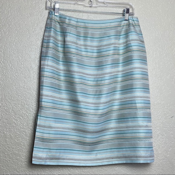 LOFT blue-gray  striped shimmery skirt size 8 - Picture 2 of 7